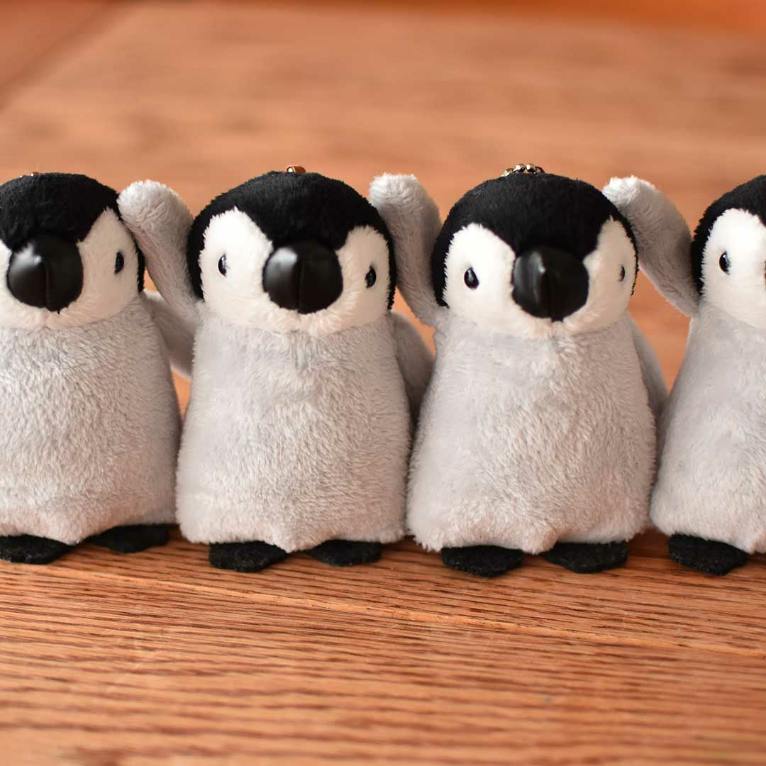 ペンギンぬいぐるみキーホルダー｜10cm プチギフトや誕生日プレゼントに