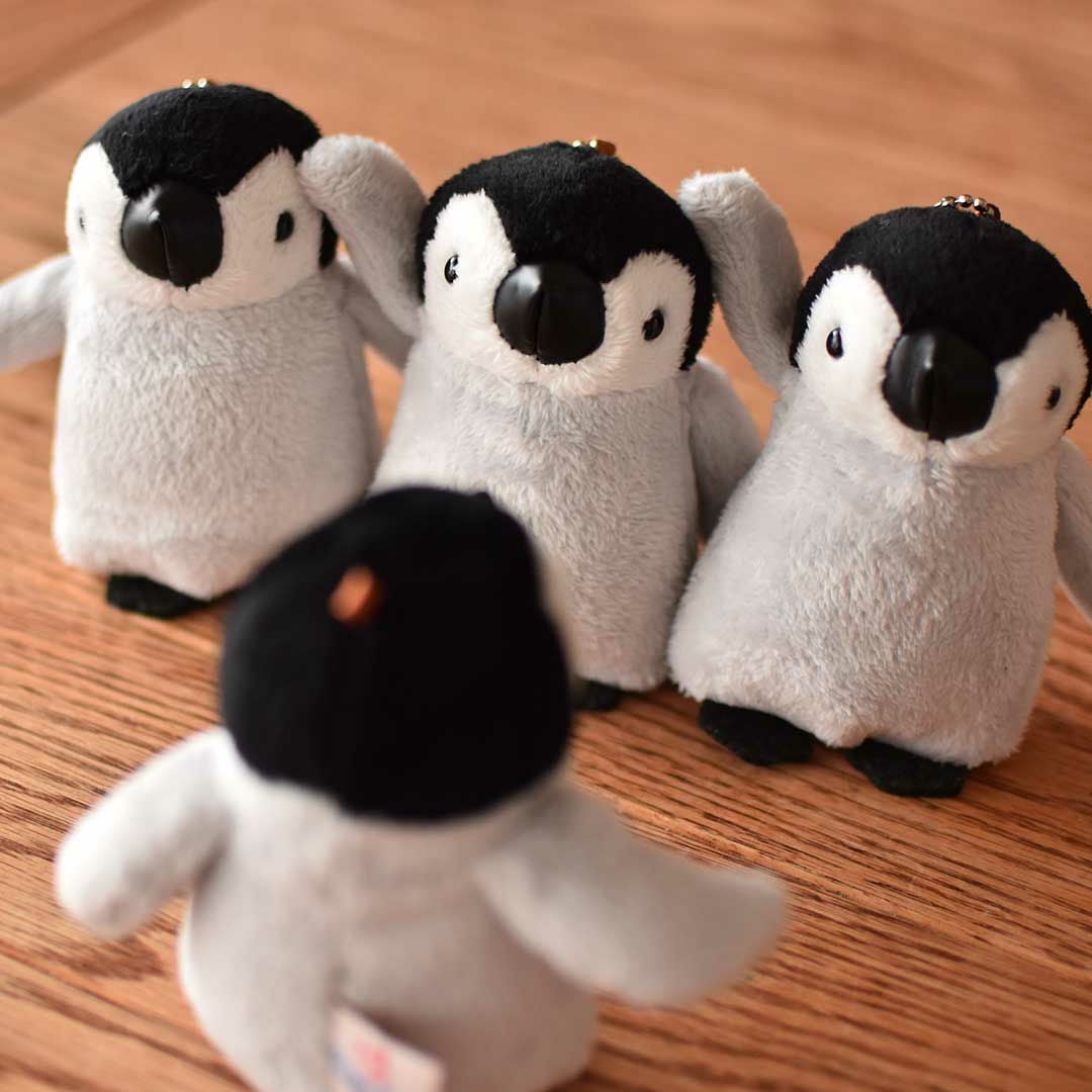 ペンギンぬいぐるみキーホルダー｜10cm プチギフトや誕生日プレゼントに