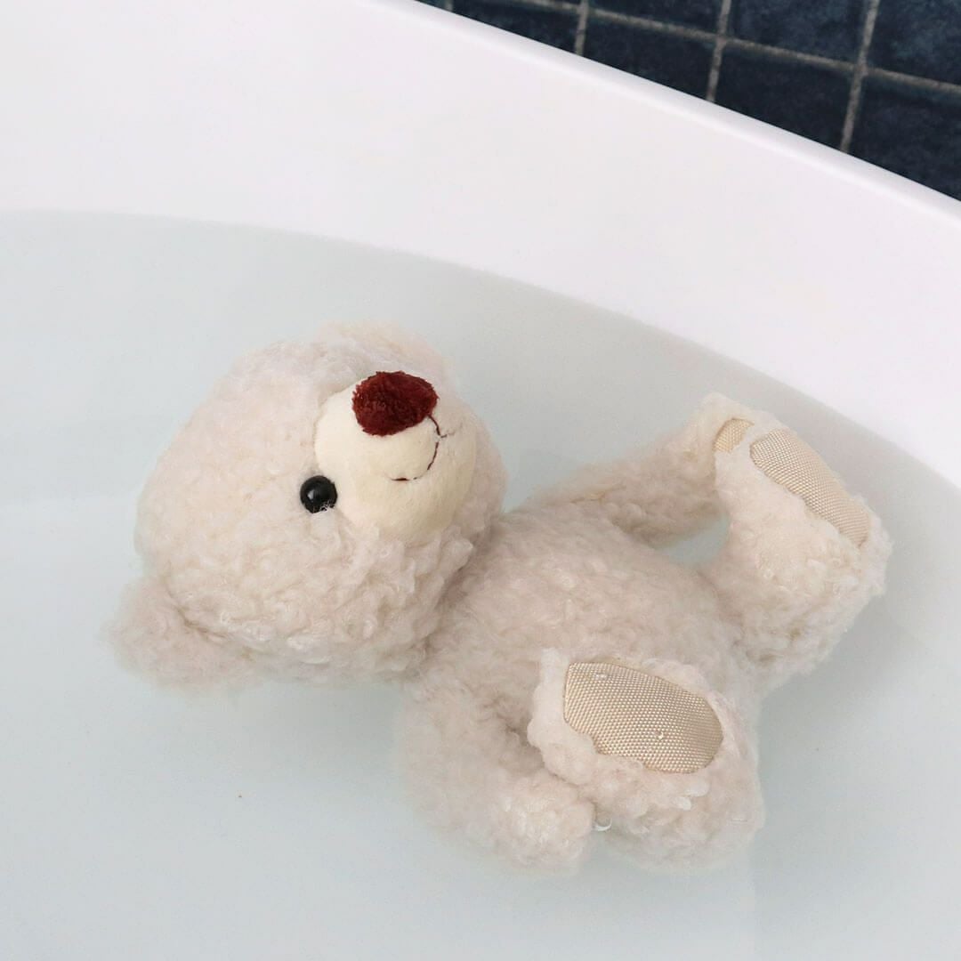 お風呂が楽しくなる！洗えるお風呂用ぬいぐるみ「おフロだいすきクマ