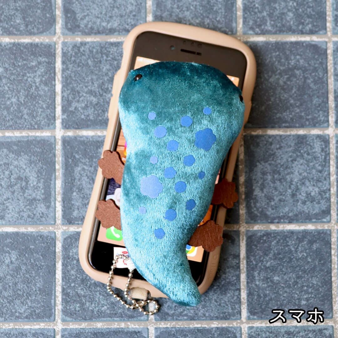 スマホもピカピカ！オオサンショウウオの液晶クリーナー