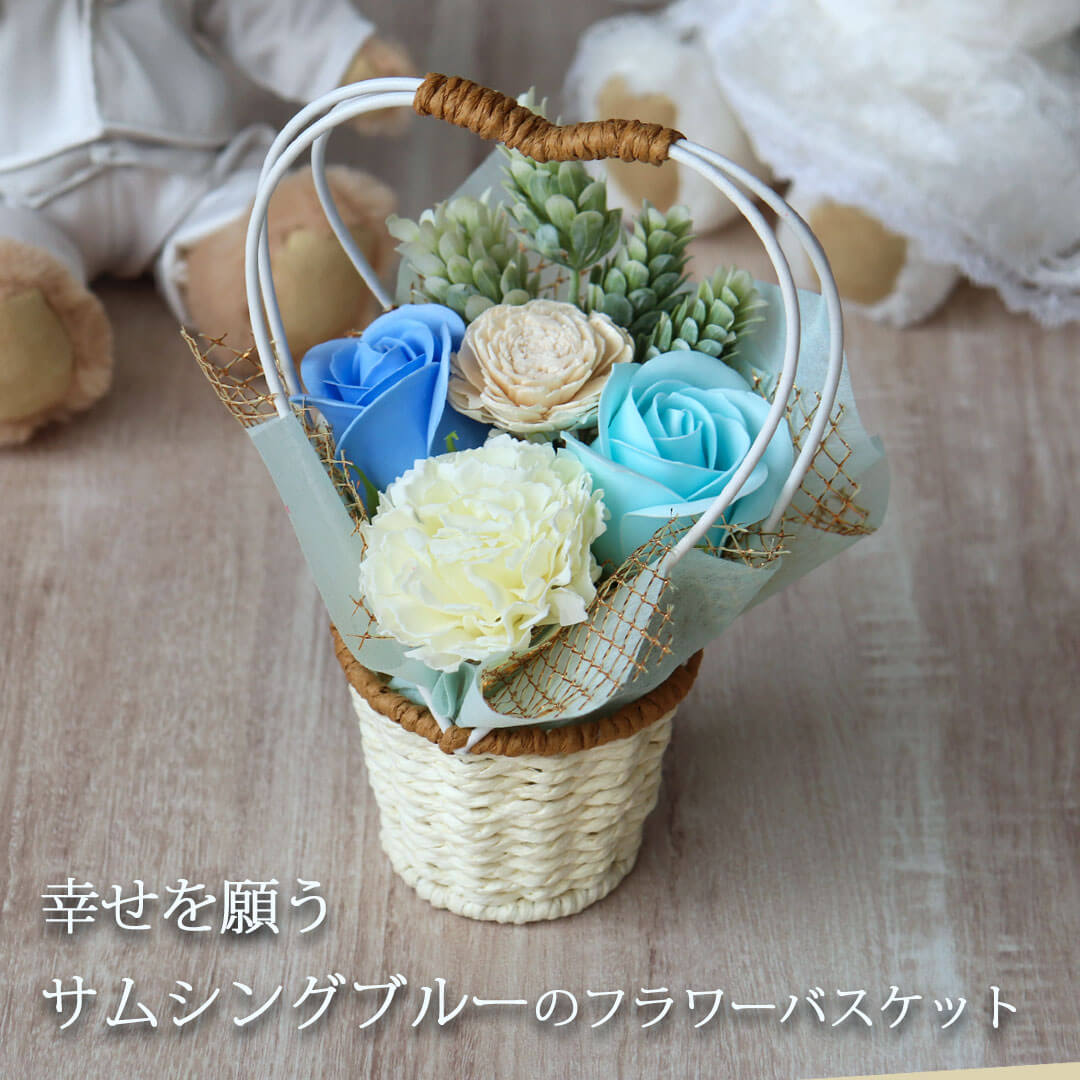 結婚祝いや受付の飾りに！お花と新郎新婦のテディベア｜プティルウ
